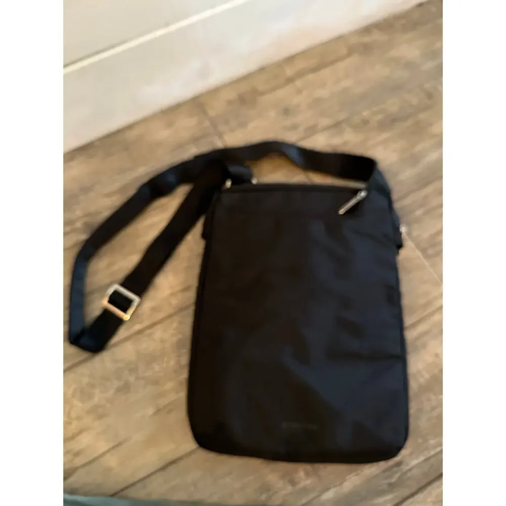 Tucano finatex black